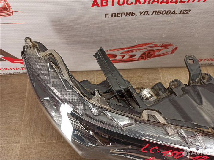 Фара правая Toyota Land Cruiser Prado 150 с 2017