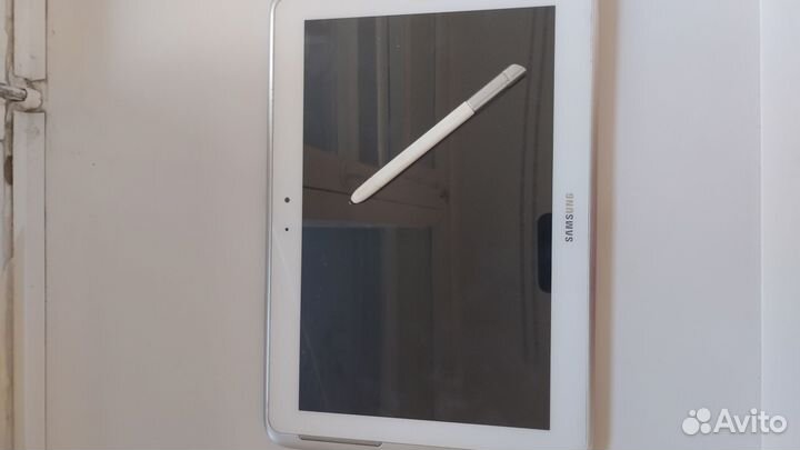 Планшет Samsung GT-N8000