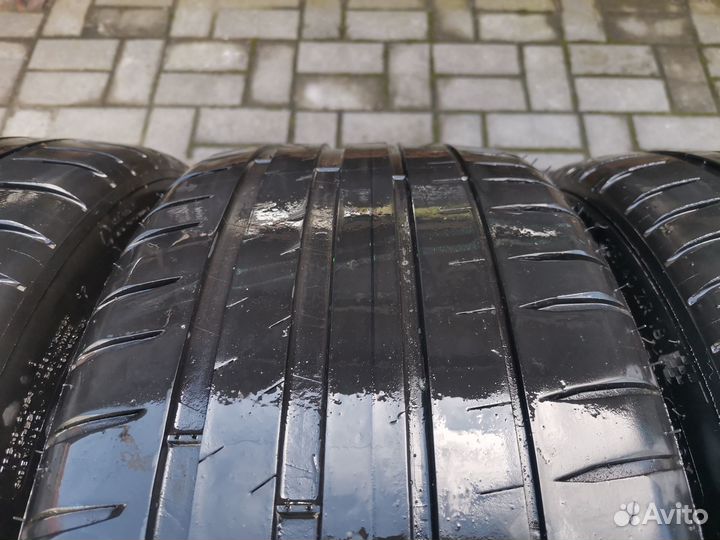 Michelin Pilot Sport 4 225/40 R18 92Y