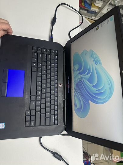 Dell Alienware 15 r2 i7-6700HQ 16 Gb ram