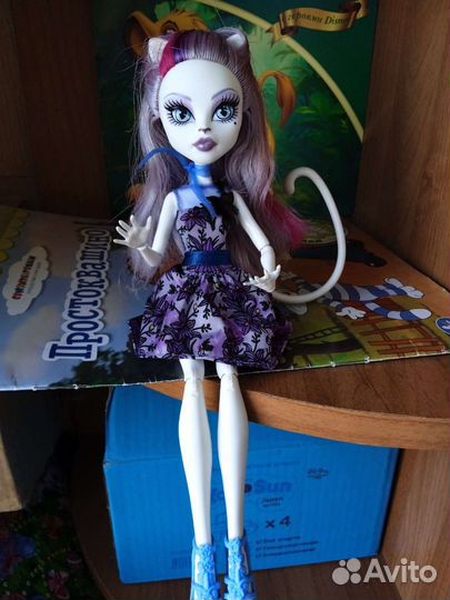 Кукла монстер хай Катрин де мяу