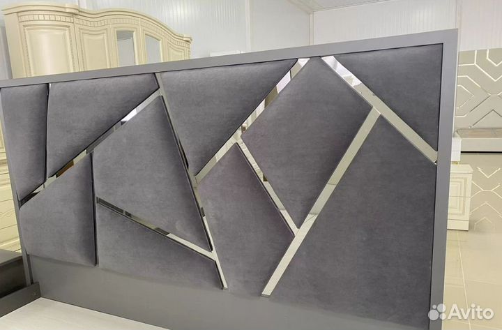 Спальный гарнитур Бристоль