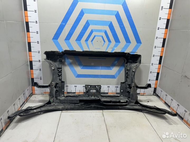 Панель передняя (телевизор) Volkswagen Passat B7