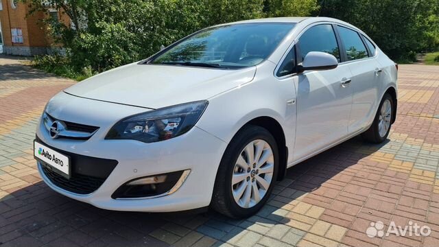 Opel Astra 1.6 MT, 2014, 88 947 км с пробегом, цена 1359000 руб.