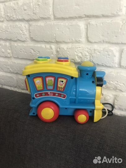 Игрушка-каталка Disney Паровозик Микки и Друзья