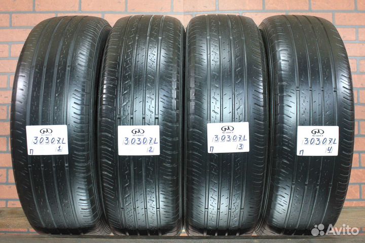 Dunlop Grandtrek ST30 225/65 R17