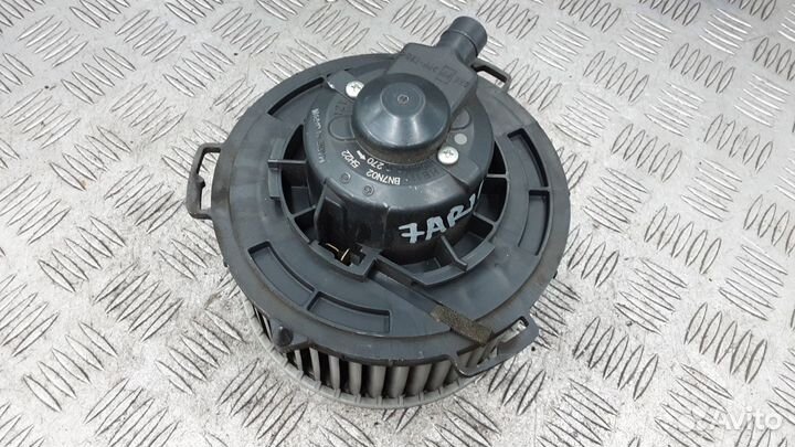 Моторчик печки Mazda 3 BK рест. 2006 BP4K61B10