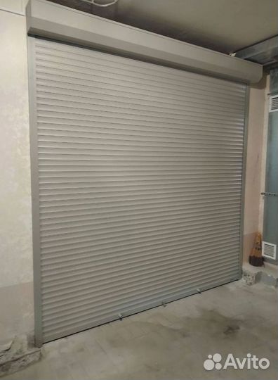 Секционные ворота