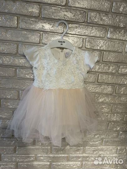Детское нарядное платье на годик 80 размер
