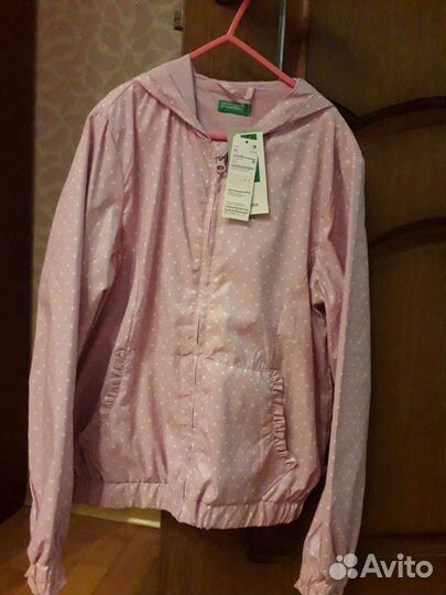 Ветровка для девочки