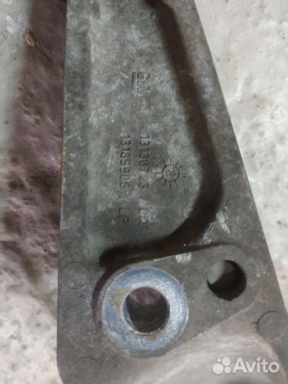Подушка Opel Corsa
