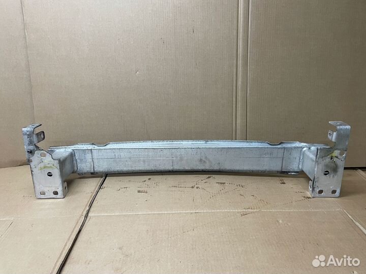 Усилитель переднего бампера Audi A1 8X