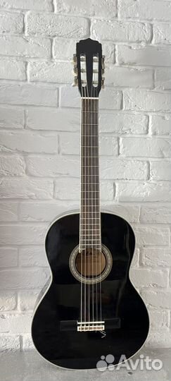 Акустическая гитара