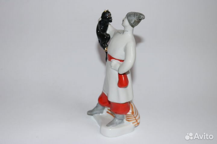 Фарфоровые статуэтки СССР