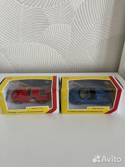 Коллекция машин и мотоциклов shell