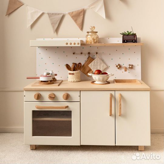 Детская деревянная кухня