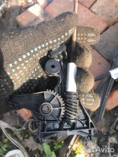 Трос печки Volkswagen Polo 5