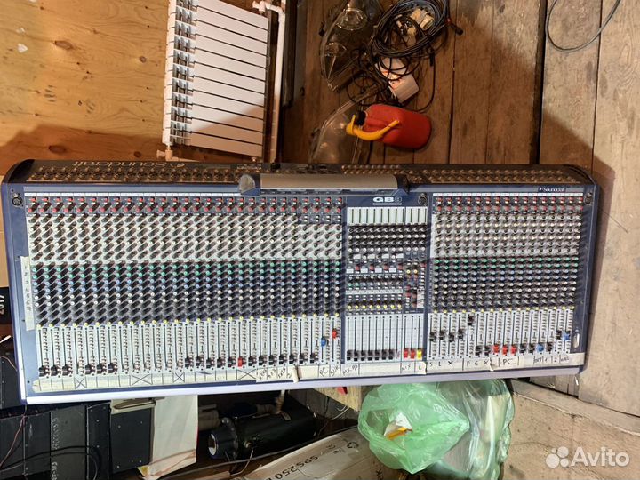 Пульт soundcraft GB8-48