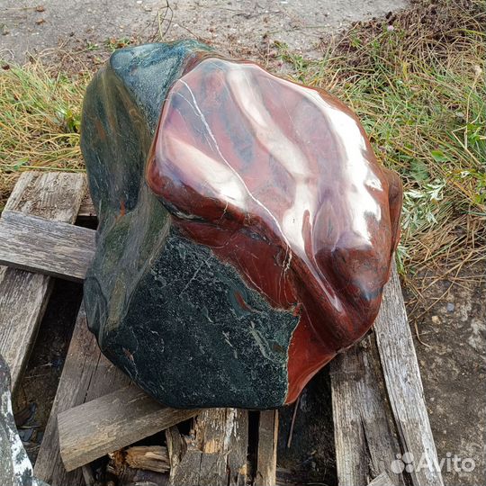 Камень природный