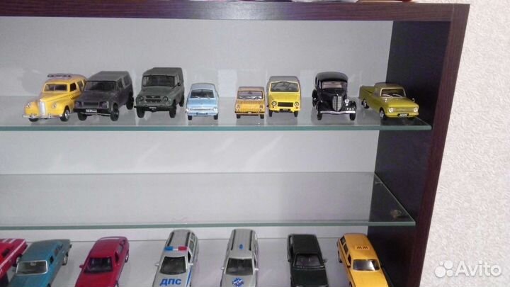 Продам модели,полку