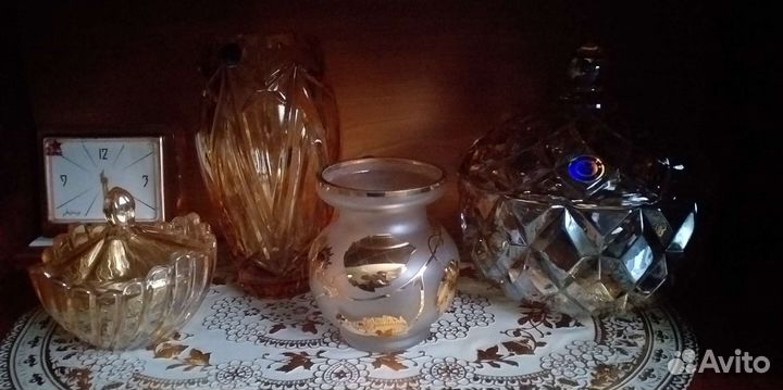 Вазы из цветного стекла