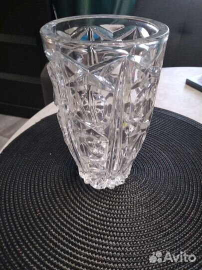 Ваза хрустальная