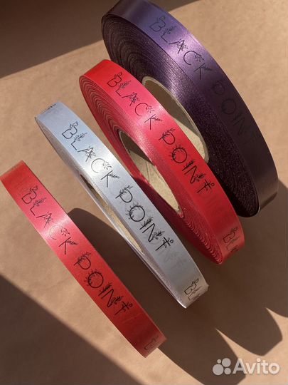 Печать лент с логотипом