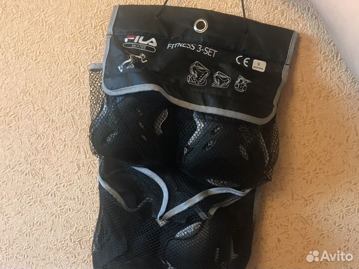 Детские ролики и защита, шлем, сумка