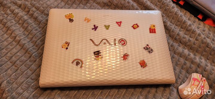 Ноутбук Sony vaio белый (без сумки)