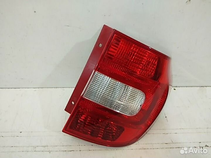 Фонарь задний правый Skoda Yeti 1 2014-2018