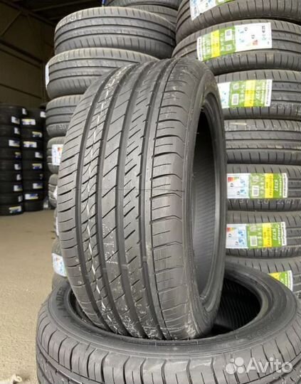 Grenlander L-Zeal56 265/40 R18 101W