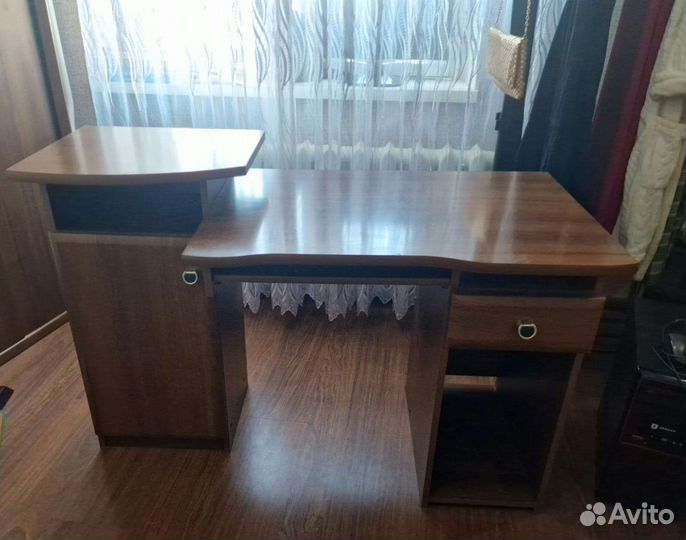 Компьютерный столик бу