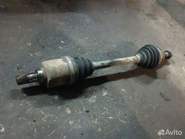 Привод левый ниссан альмера классик b10 1.6 МКПП