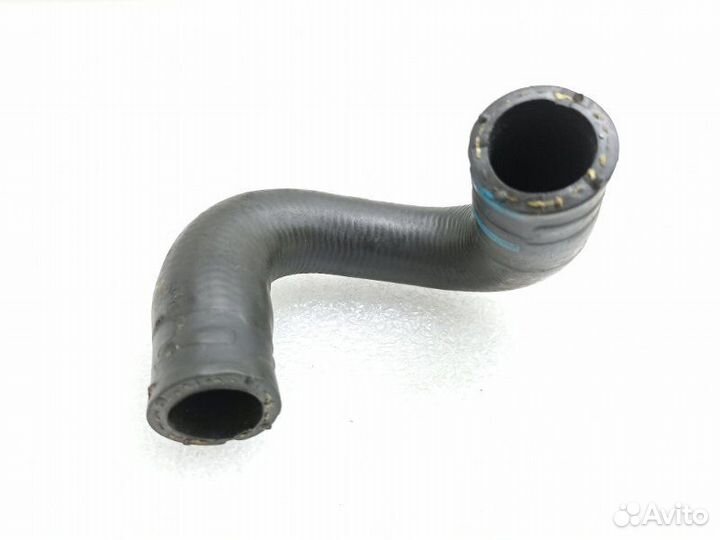 Патрубок системы охлаждения Mercedes-Benz