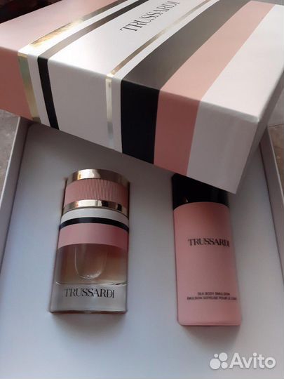 Парфюмерная вода женская trussardi