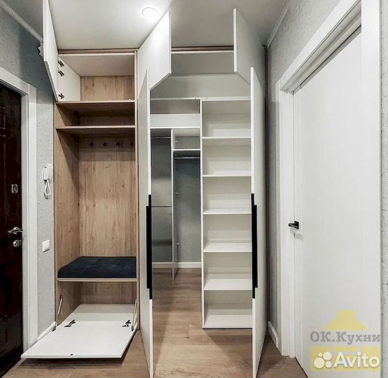 Шкаф двухстворчатый