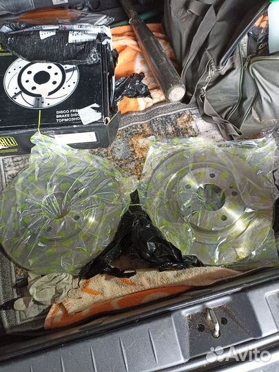 Тормозные диски на mitsubishi lancer 9,10 Outlande