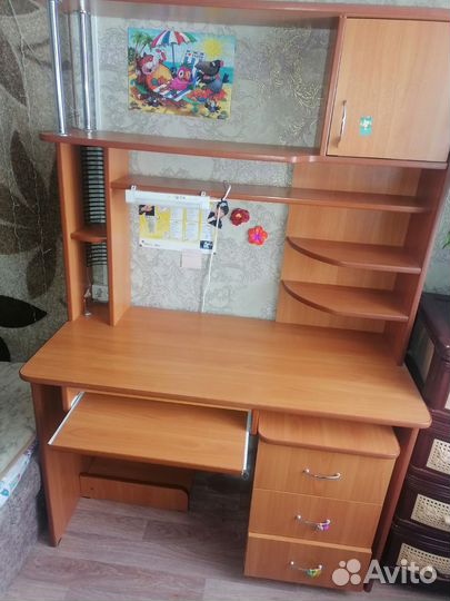 Компьютерный стол и стул бу