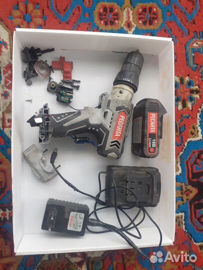 Шуруповерт на запчасти