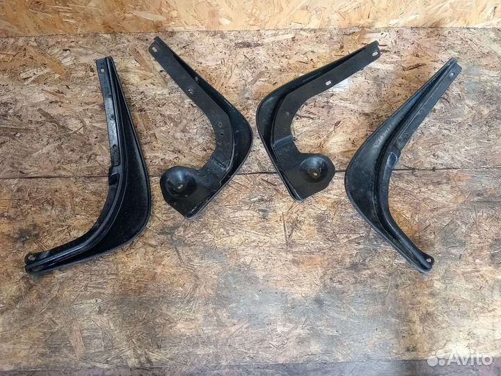 Брызговик задний Skoda Octavia A5