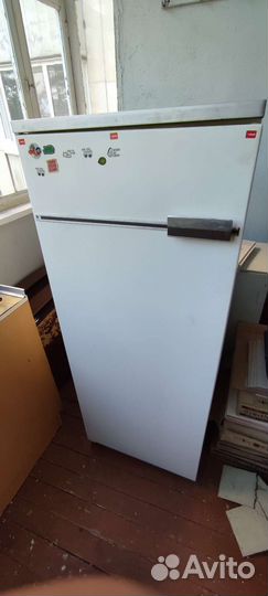Холодильник на запчасти