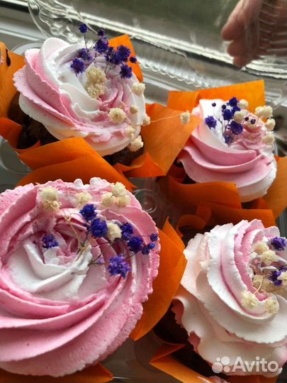 Торты, пироги, караваи, пирожное, свадебные