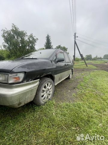 Nissan Prairie 2.0 AT, 1996, 227 113 км с пробегом, цена 130000 руб.