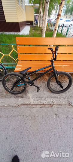 Трюковой велосипед BMX