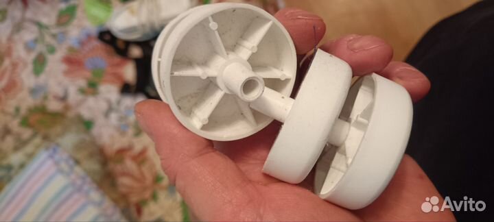 Стопорные ножки для детской кроватки