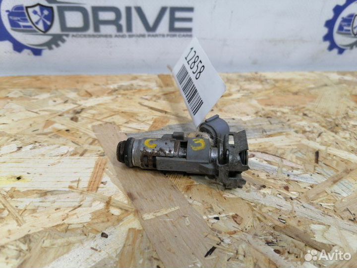 Форсунка Citroen Peugeot ET3J4