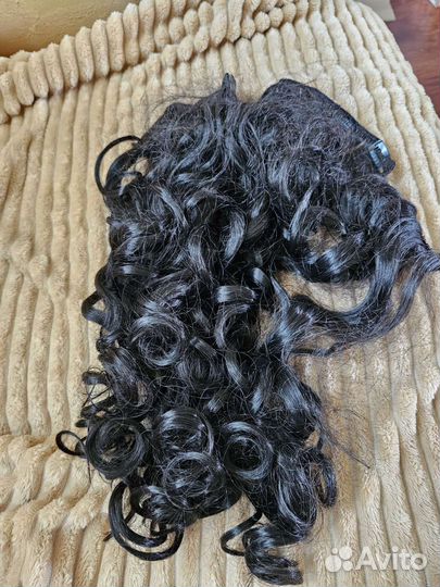 Накладные волосы на заколках