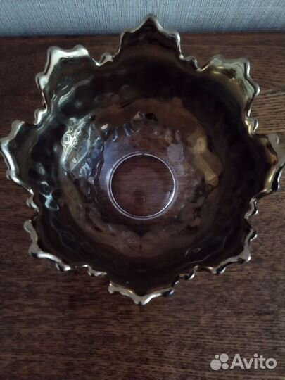 Рюмки и вазочка