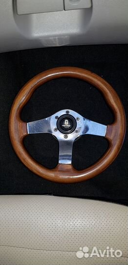 Руль спортивный дерево момо