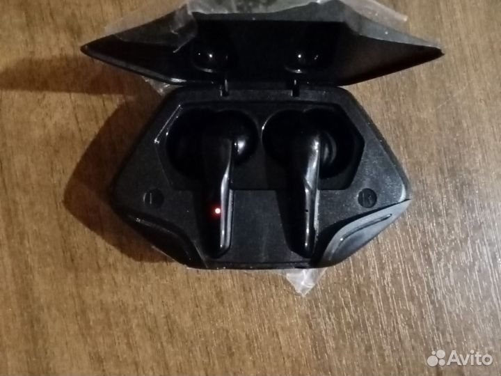 Беспроводные наушники